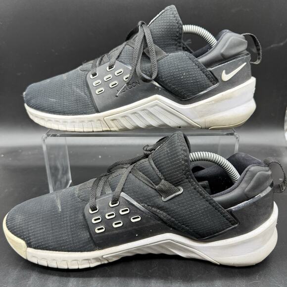 Nike Womens Size 11 Free Metcon 2 CD8526-002 Black Running Shoes Sneakers - Picture 2 of 7